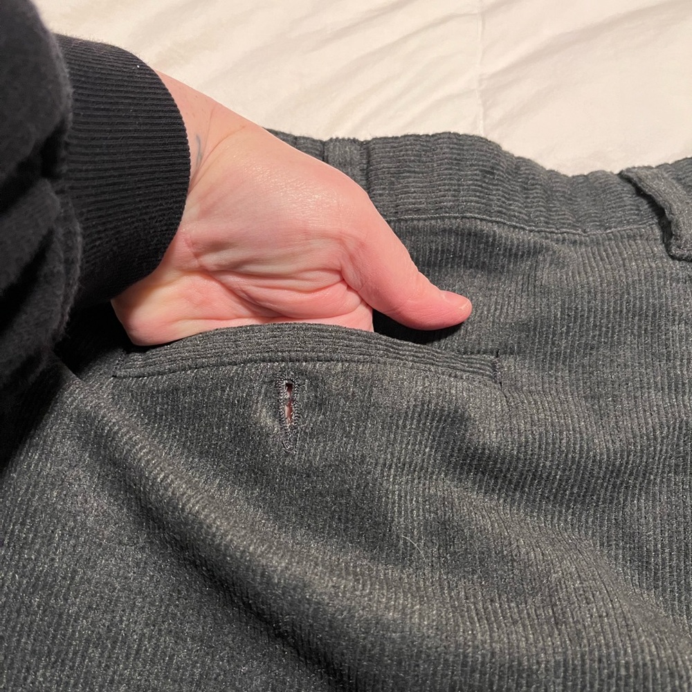 Izod Perform X Men's Dark Gray Corduroy Pants Waist 36 - Picture 9 of 10